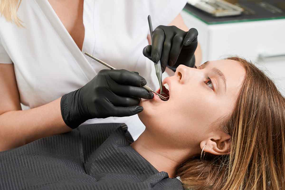 Kadıköy 20’lik Diş Çekimi - Kemik Dental Clinic