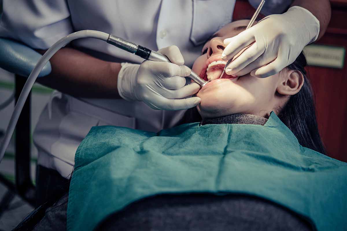 Kadıköy Diş Eti Cerrahisi - Kemik Dental Clinic
